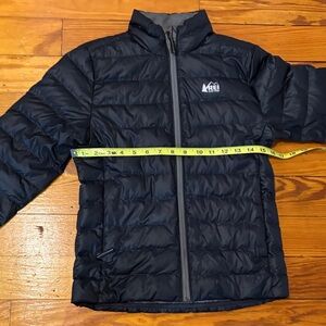 Boy’s Medium REI Black down jacket in good condition